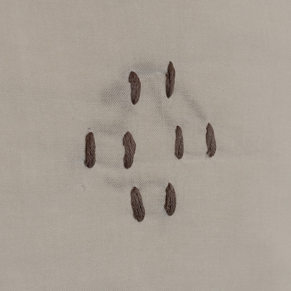 WEST ELM King Padded/Quilted Shams *PAIR* White w/ Gray Stitching - Picture 3 of 10